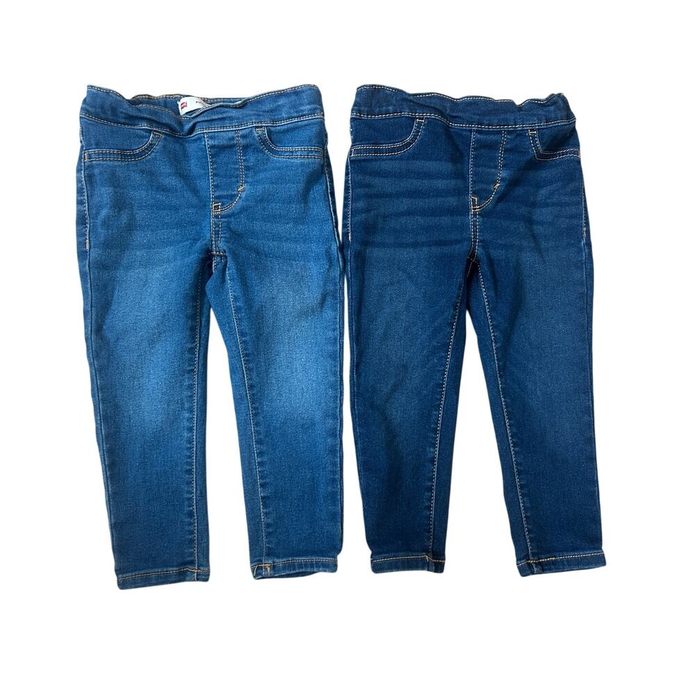 Levi's Bundle of Toddler Girl 2T Skinny Leg Jeans - Jeggings